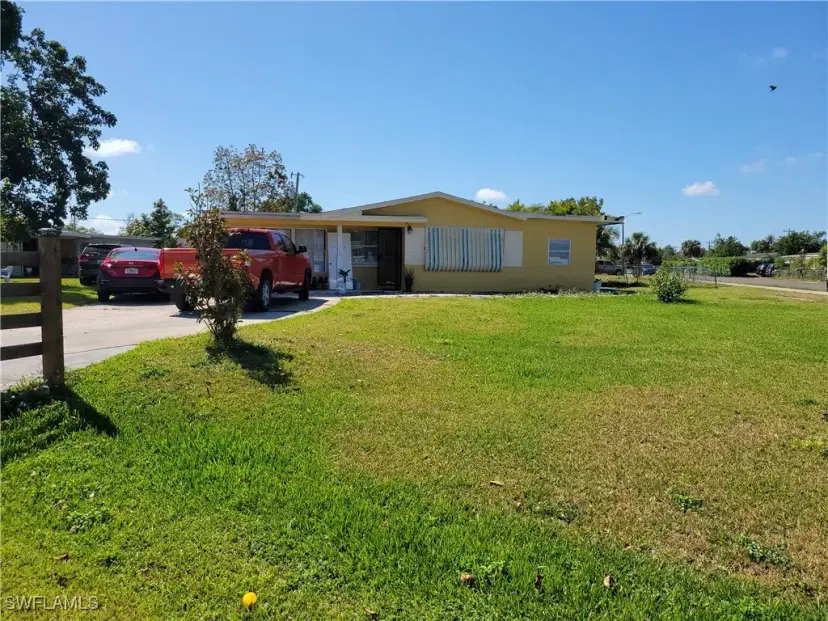 Picture of 10 E Jersey Rd, Lehigh Acres FL 33936
