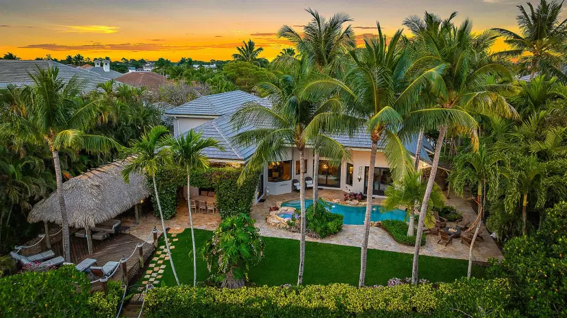 Picture of 19028 SE Windward Island Lane, Jupiter, FL 33458
