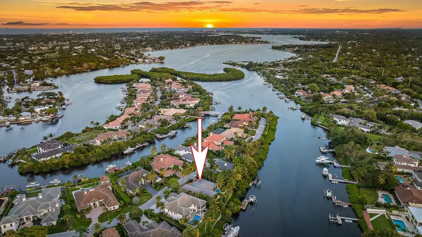 Picture of 19028 SE Windward Island Lane, Jupiter, FL 33458