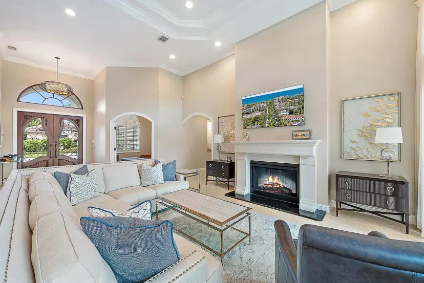 Picture of 19028 SE Windward Island Lane, Jupiter, FL 33458