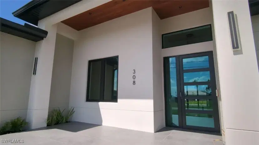Picture of 308 SW 13Th Ct, Cape Coral FL 33991