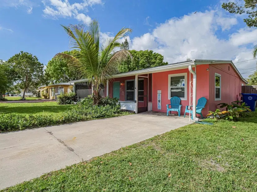 Picture of 1761 5Th Ct, Vero Beach FL 32960