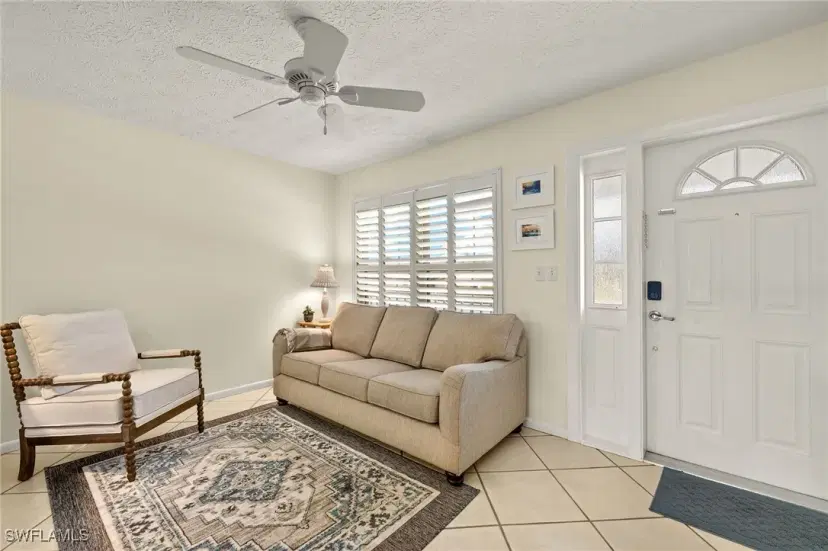 Picture of 1827 SE 41St St 2E, Cape Coral FL 33904