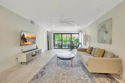 Picture of 935 Sweetwater Lane 204, Boca Raton FL 33431