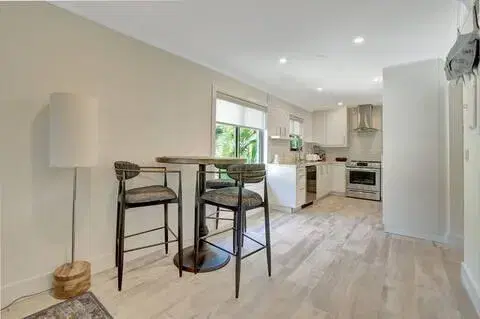 Picture of 935 Sweetwater Lane 204, Boca Raton FL 33431