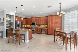 Picture of 10347 Carolina Willow Dr, Fort Myers, FL 33913