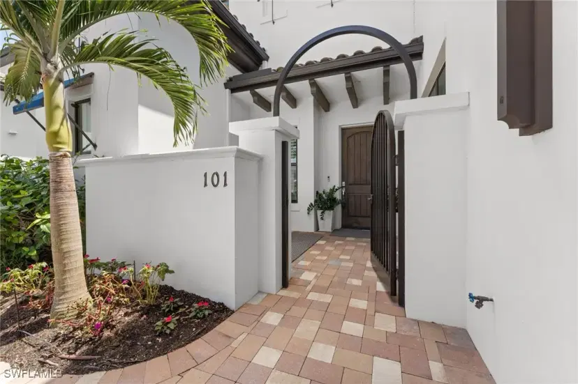 Picture of 16336 Corsica Way 101, Naples FL 34110