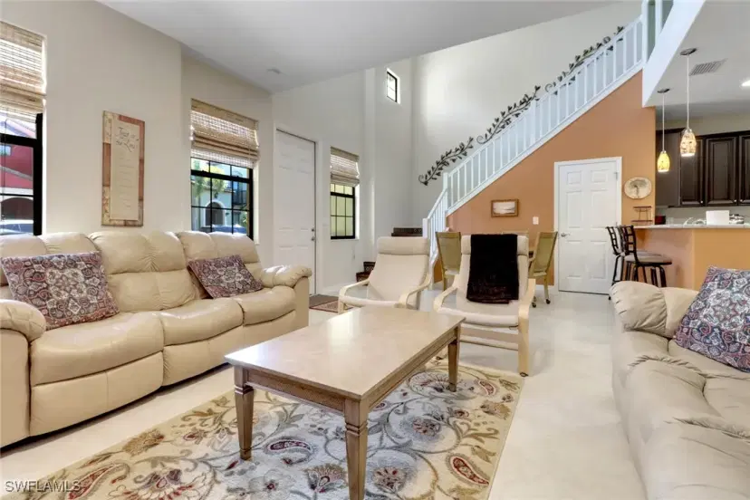 Picture of 9065 Albion Ln N 4903, Naples FL 34113
