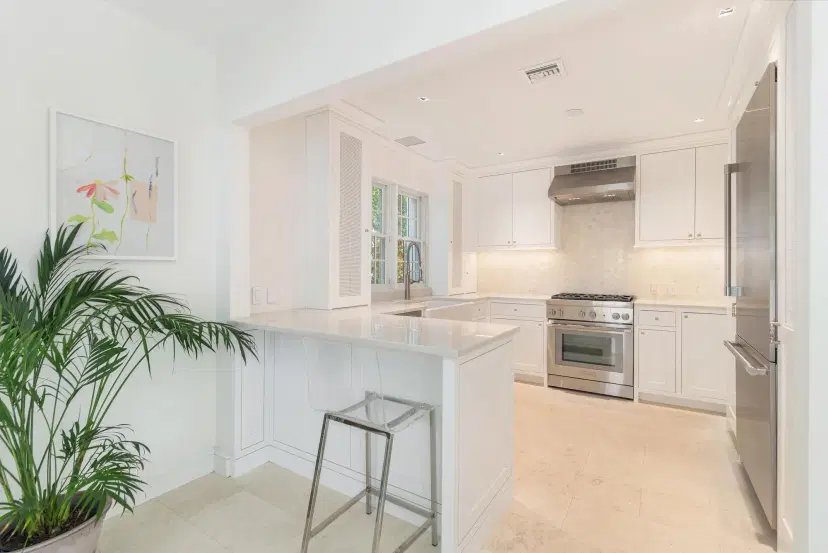 Picture of 173 Peruvian Avenue 3, Palm Beach FL 33480