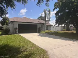 Picture of 2285 River Reach Dr, Naples, FL 34104