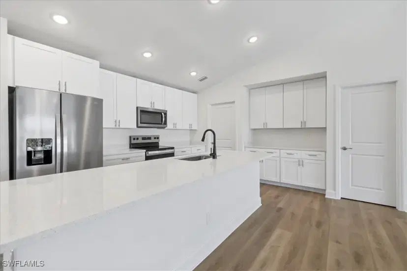 Picture of 1021 NW 13Th Ave, Cape Coral FL 33993