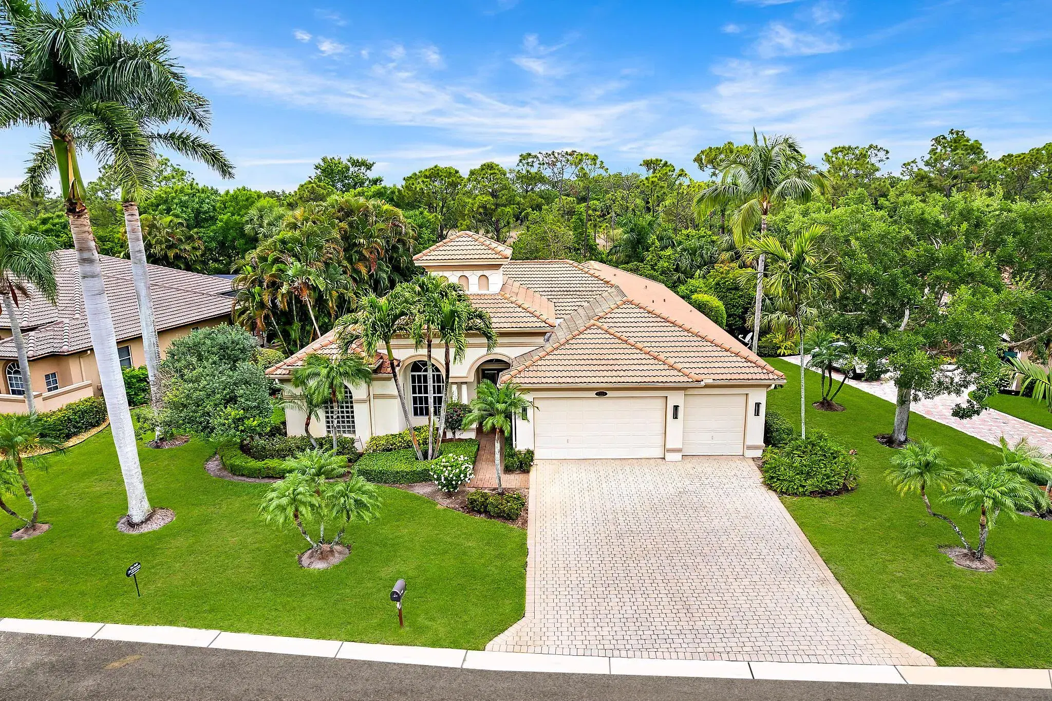 Picture of 5393 SE Serenoa Terrace, Hobe Sound, FL 33455