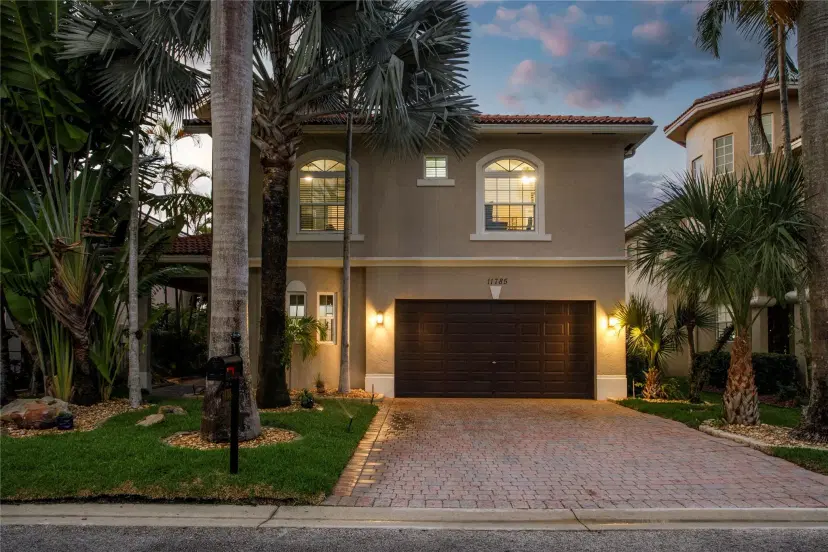 Picture of 11785 NW 2Nd St, Plantation FL 33325