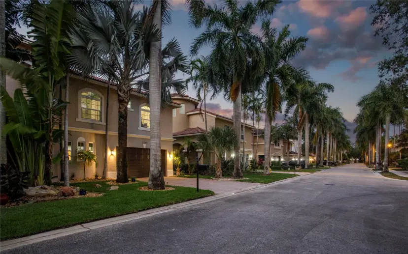 Picture of 11785 NW 2Nd St, Plantation FL 33325
