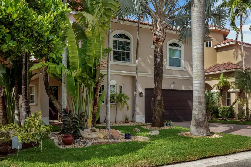 Picture of 11785 NW 2Nd St, Plantation FL 33325