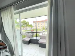 Picture of 4156 Inverrary Dr 204, Lauderhill, FL 33319