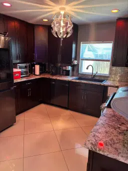 Picture of 5625 NE 6Th Ave, Fort Lauderdale, FL 33334