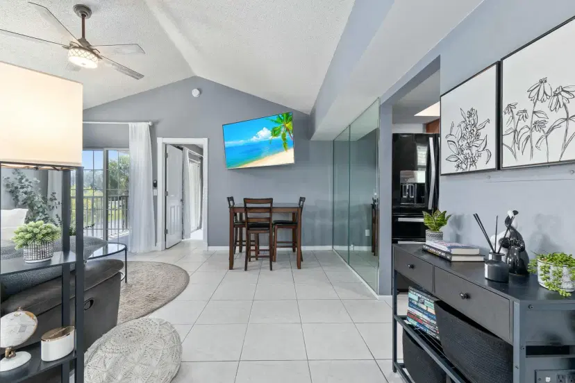 Picture of 1676 SE Green Acres Circle Ii203, Port St Lucie FL 34953