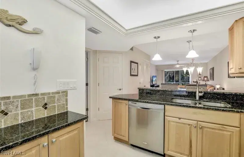Picture of 850 Elkhorn Ct 213, Marco Island FL 34145