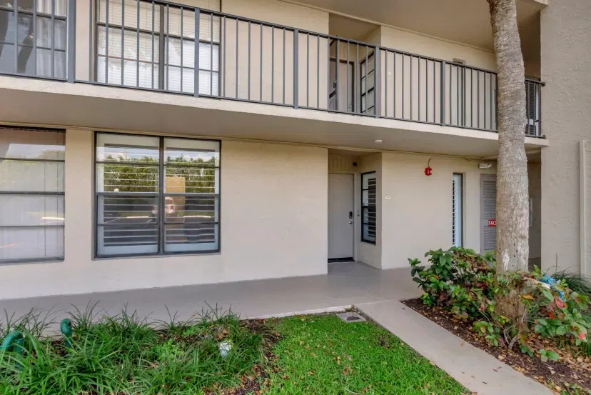 Picture of 16 Royal Palm Way 103, Boca Raton FL 33432