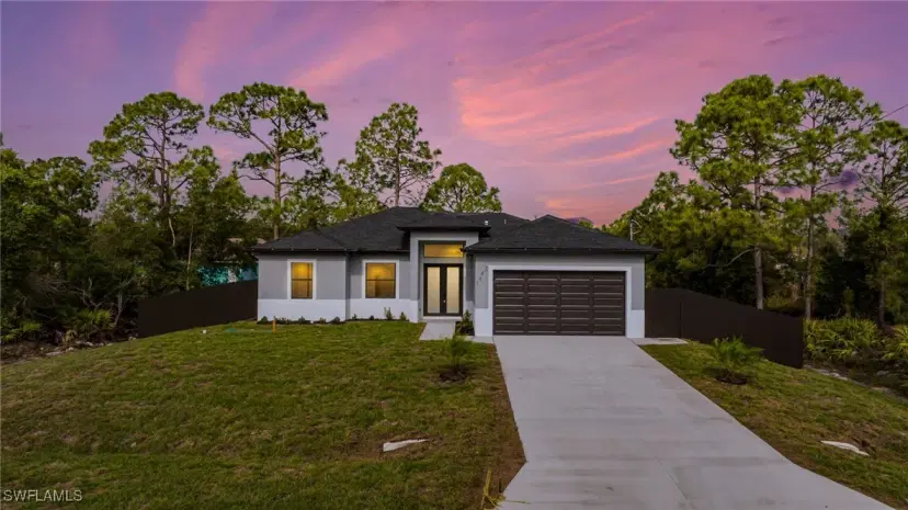 Picture of 1042 Bassinger Ave S, Lehigh Acres FL 33974