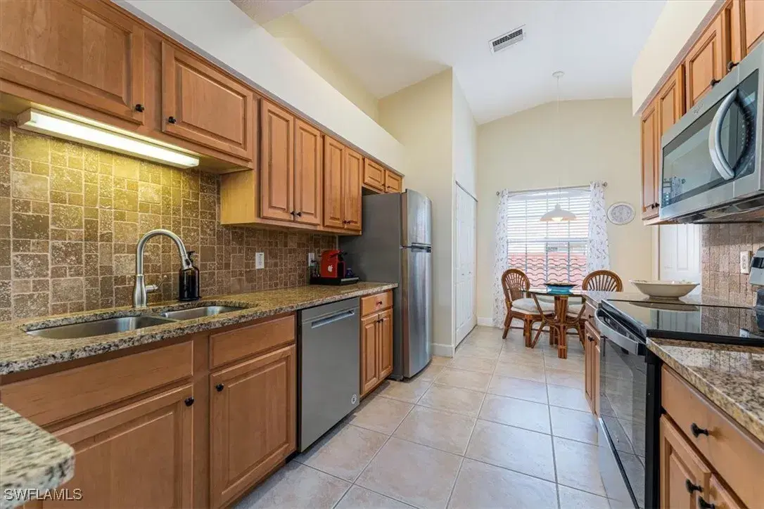 Picture of 26651 Rosewood Pointe Cir 204, Bonita Springs, FL 34135