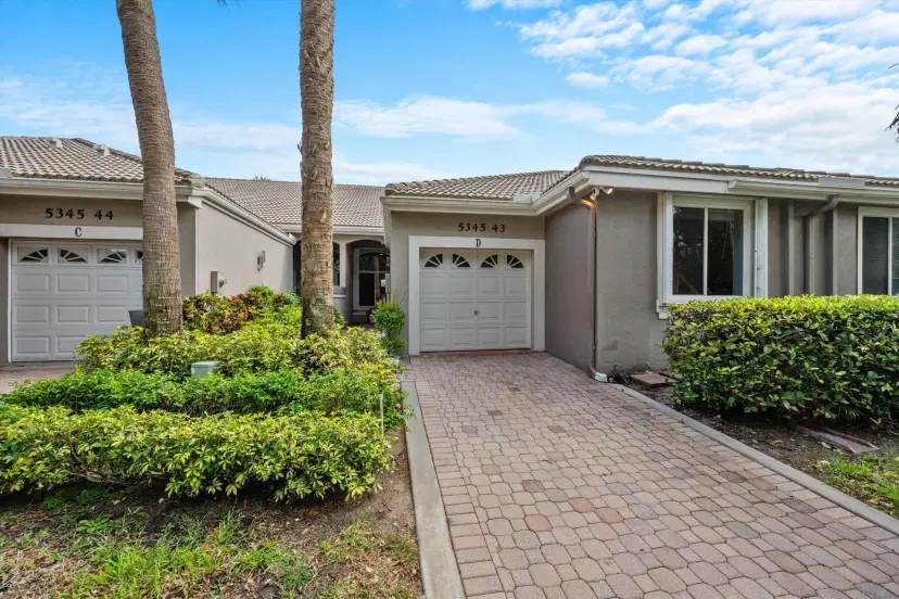 Picture of 5345 Monterey Circle D, Delray Beach FL 33484