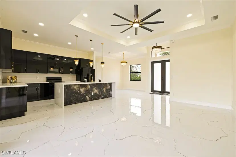 Picture of 871 Chezy St E, Lehigh Acres FL 33974
