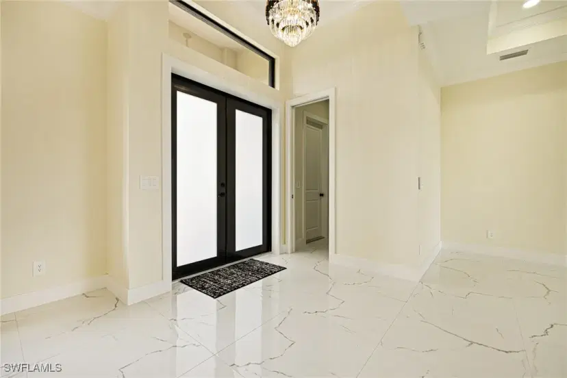 Picture of 871 Chezy St E, Lehigh Acres FL 33974