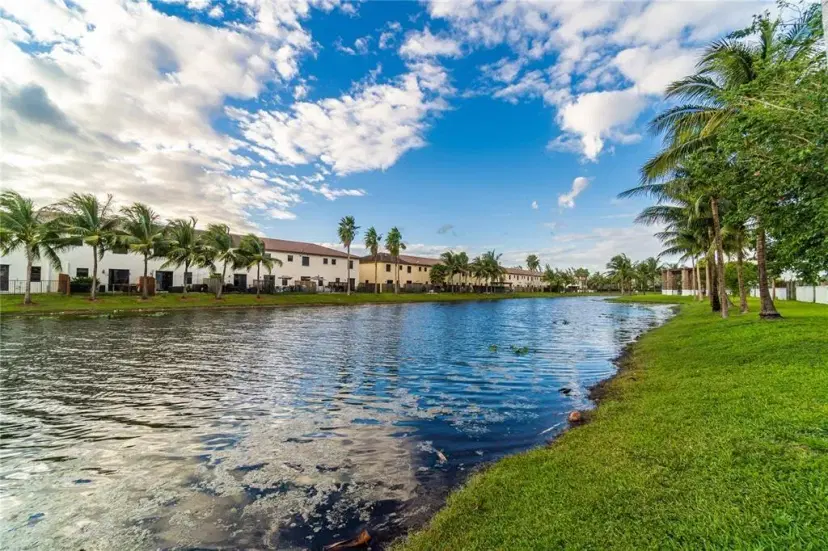 Picture of 8650 NW 97Th Ave 206, Doral FL 33178