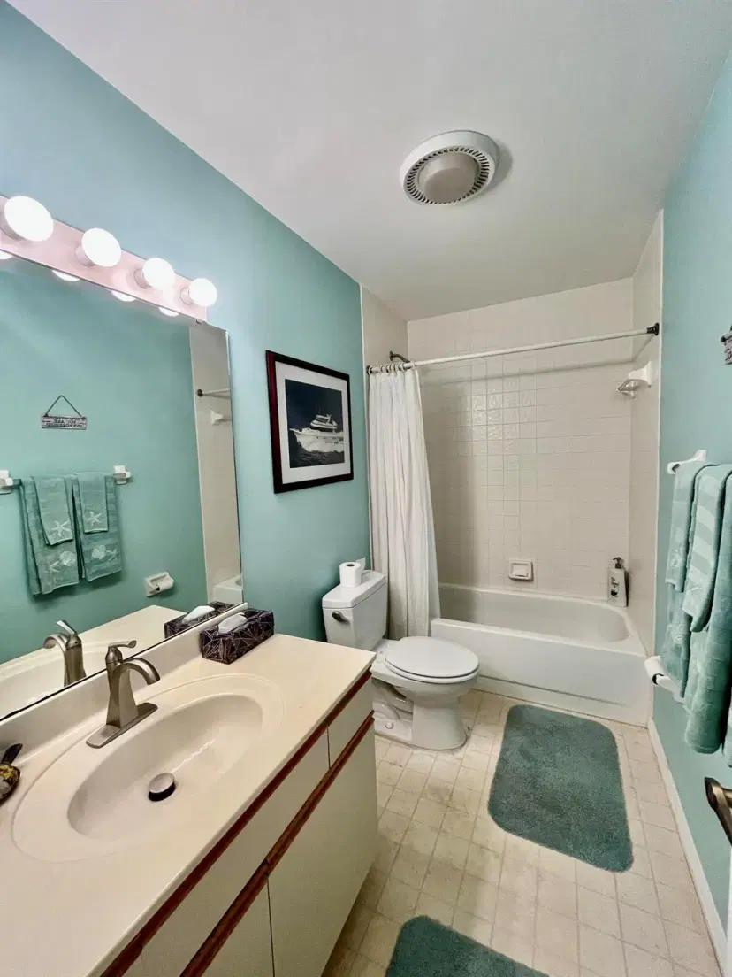 Picture of 2520 SE Tropical East Circle E, Port St Lucie FL 34952