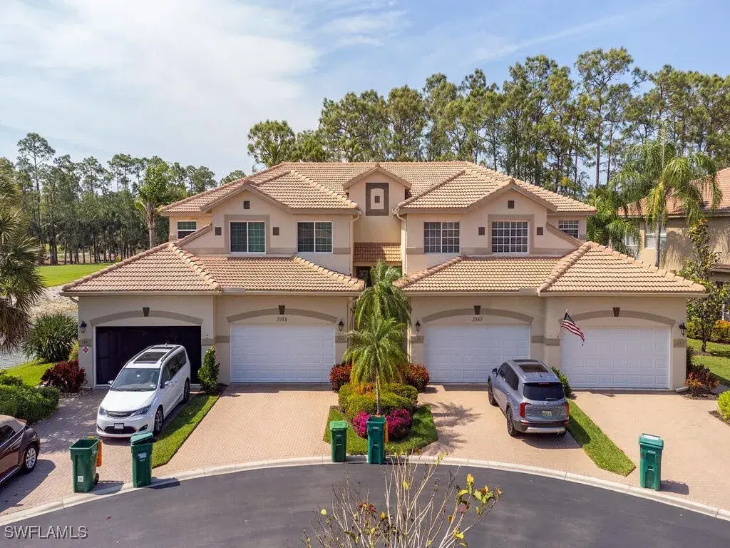 Picture of 3989 Bishopwood Ct W 202, Naples, FL 34114