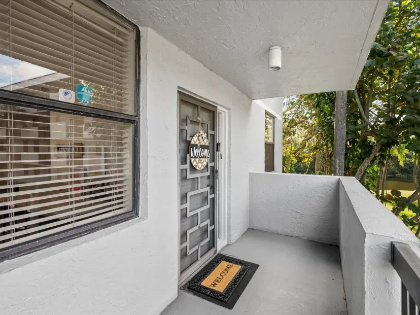 Picture of 4134 S Carambola Cir H206, Coconut Creek FL 33066