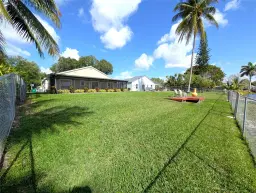 Picture of 1630 SW 129Th Way, Davie, FL 33325