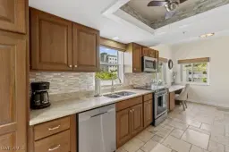 Picture of 4361 Bay Beach Ln 224, Fort Myers Beach, FL 33931