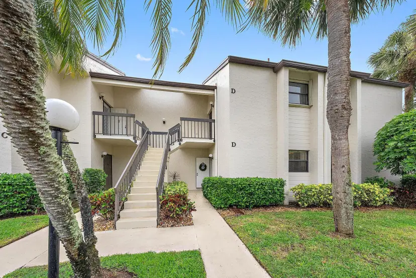 Picture of 301 Wingfoot Drive D, Jupiter FL 33458