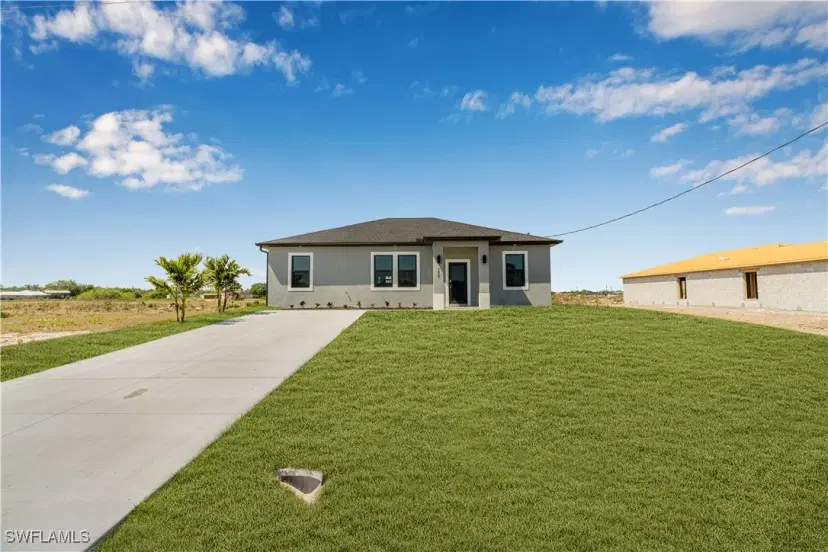 Picture of 7029 Hero Cir, Labelle FL 33935