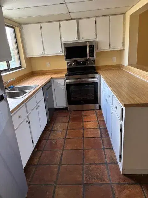 Picture of 2820 Tennis Club Drive 401, West Palm Beach FL 33417