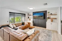Picture of 501 Keenan Ave, Fort Myers, FL 33919