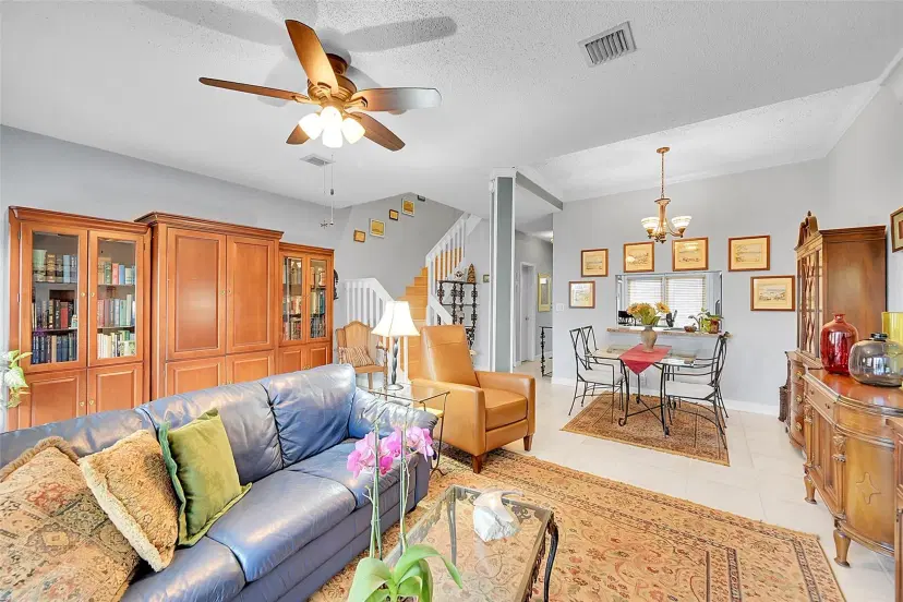 Picture of 256 W Hemingway Cir, Margate FL 33063