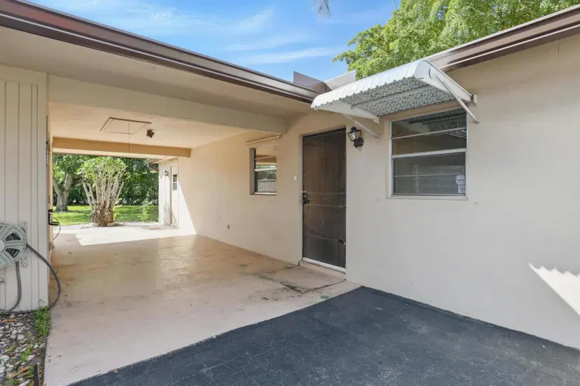 Picture of 142 Mockingbird Lane, Delray Beach FL 33445