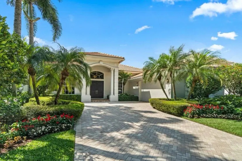 Picture of 112 Chasewood Circle, Palm Beach Gardens FL 33418