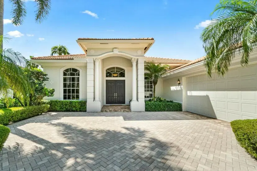Picture of 112 Chasewood Circle, Palm Beach Gardens FL 33418