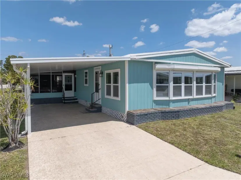Picture of 9030 Arbor Dr, North Fort Myers FL 33903