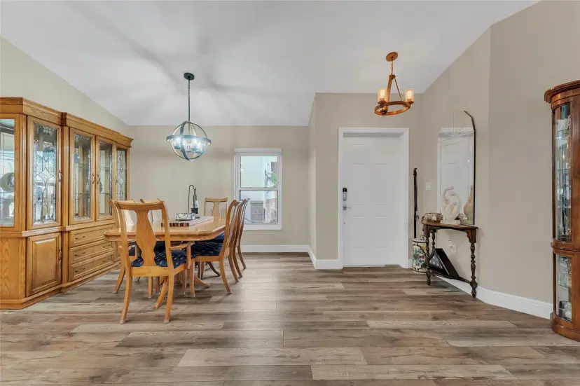 Picture of 555 Abingdon Way, Davie FL 33325