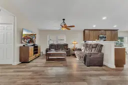 Picture of 555 Abingdon Way, Davie, FL 33325