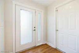 Picture of 6081 Waterway Bay Dr, Fort Myers, FL 33908