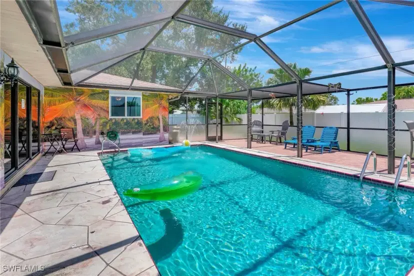Picture of 2216 SE 8Th Ter, Cape Coral FL 33990