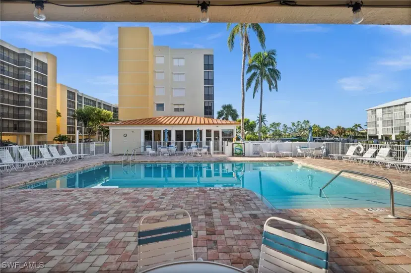 Picture of 4411 Bay Beach Ln 744, Fort Myers Beach FL 33931