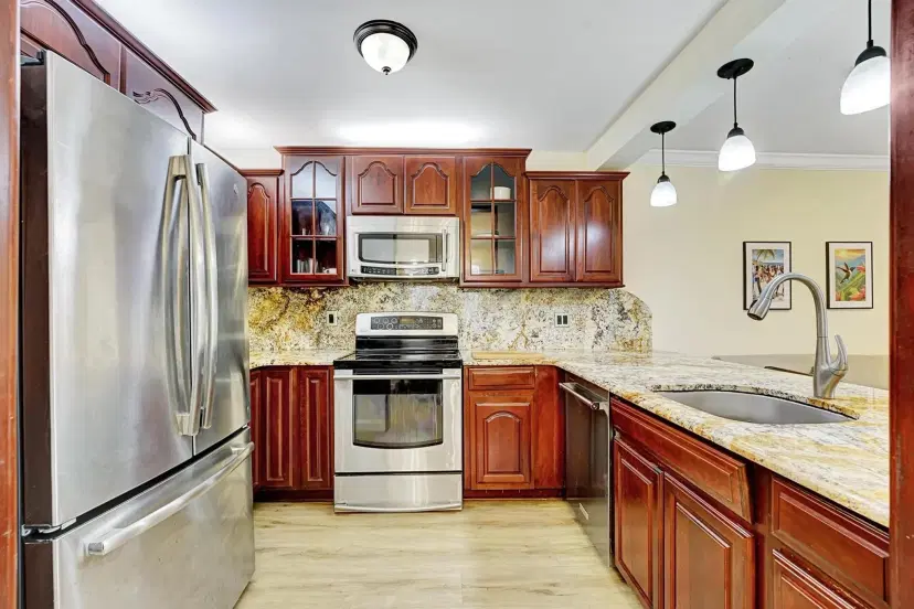 Picture of 3900 NE 18Th Ave 23E, Oakland Park FL 33334